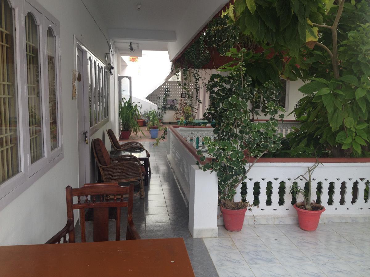 Daphne Hotel Mahabalipuram Exterior photo